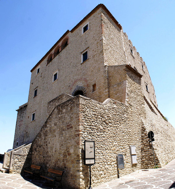 castello di capua a gambatesa